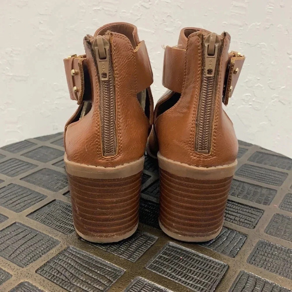 Bar III Wiley Closed Toe Ankle Boots Tan Women’s Size 7.5 - Picture 4 of 6